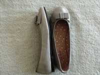Beżowe eleganckie skórzane hiszpańskie buty baleriny Marese 35 j nowe