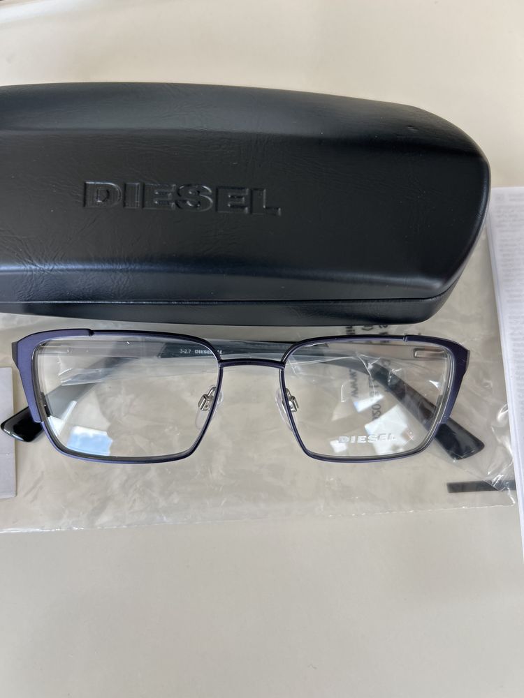 Oculos de ver marca DIESEL novos