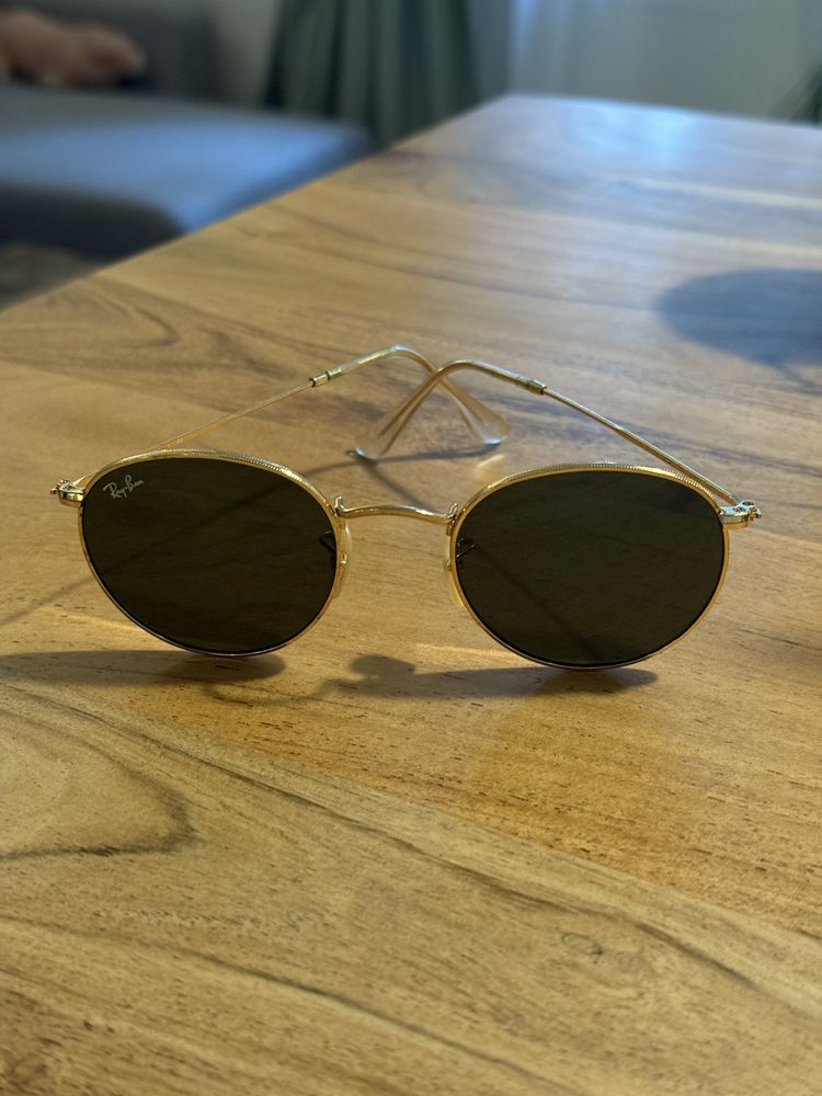 Ray Ban original sunglasses + case