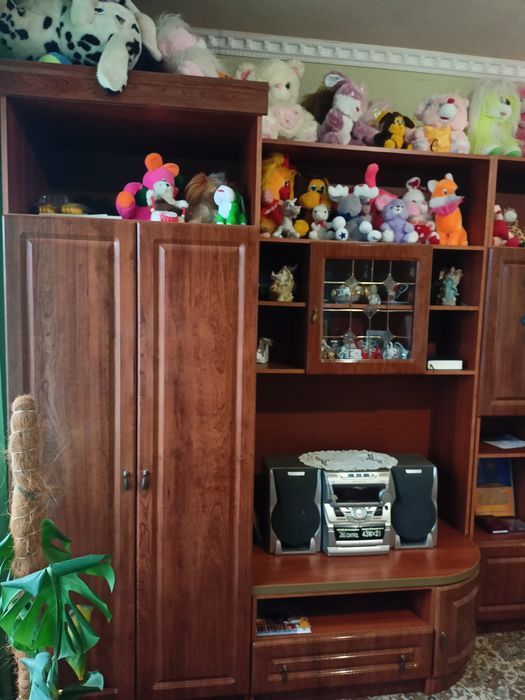 Продам стінку-вітальню