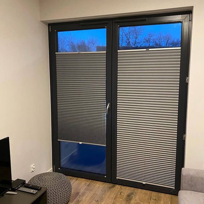 Встановлення жалюзів ролетів карнизі