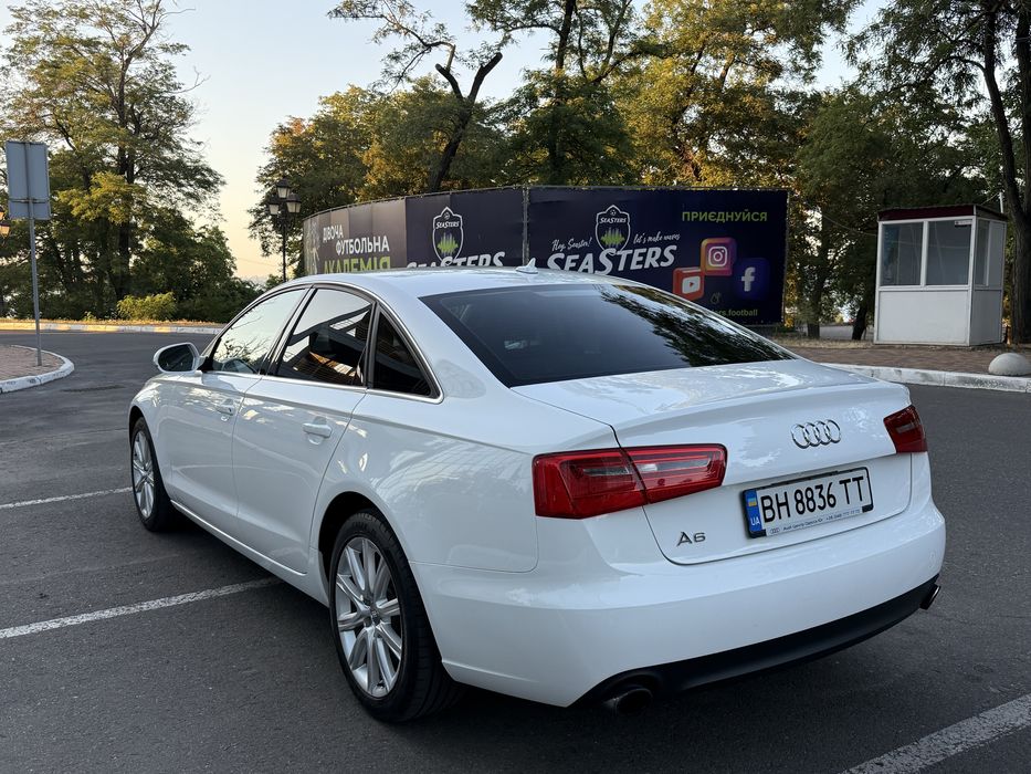 Продам авто Audi a6 c7 2015