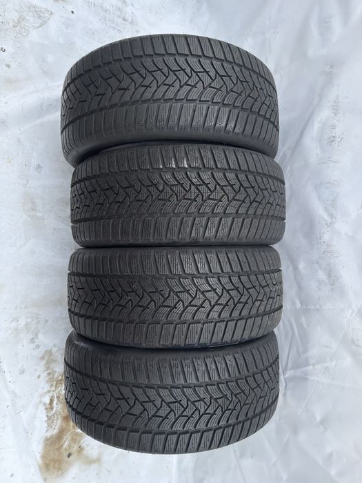 Колеса/резина/гума 225/45R17 Dunlop