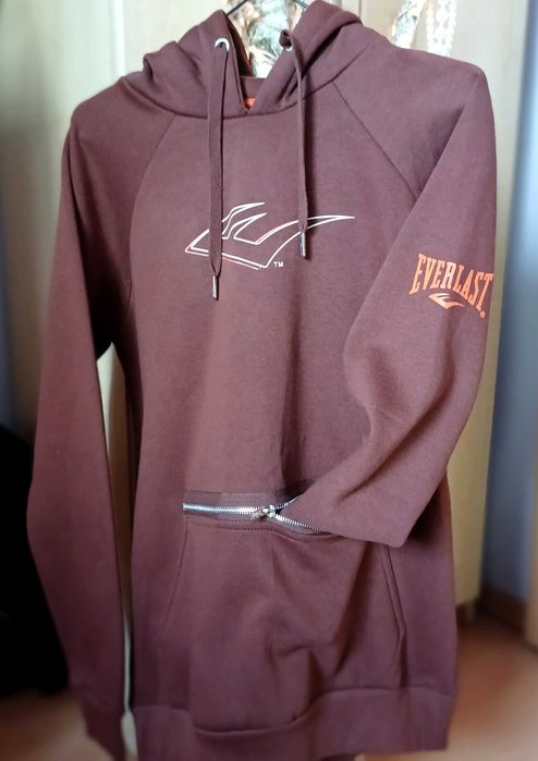 Czekoladowa bluza z kapturem