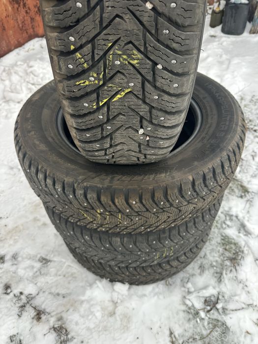 Nokian Hakkapelitta 8  225/65/17