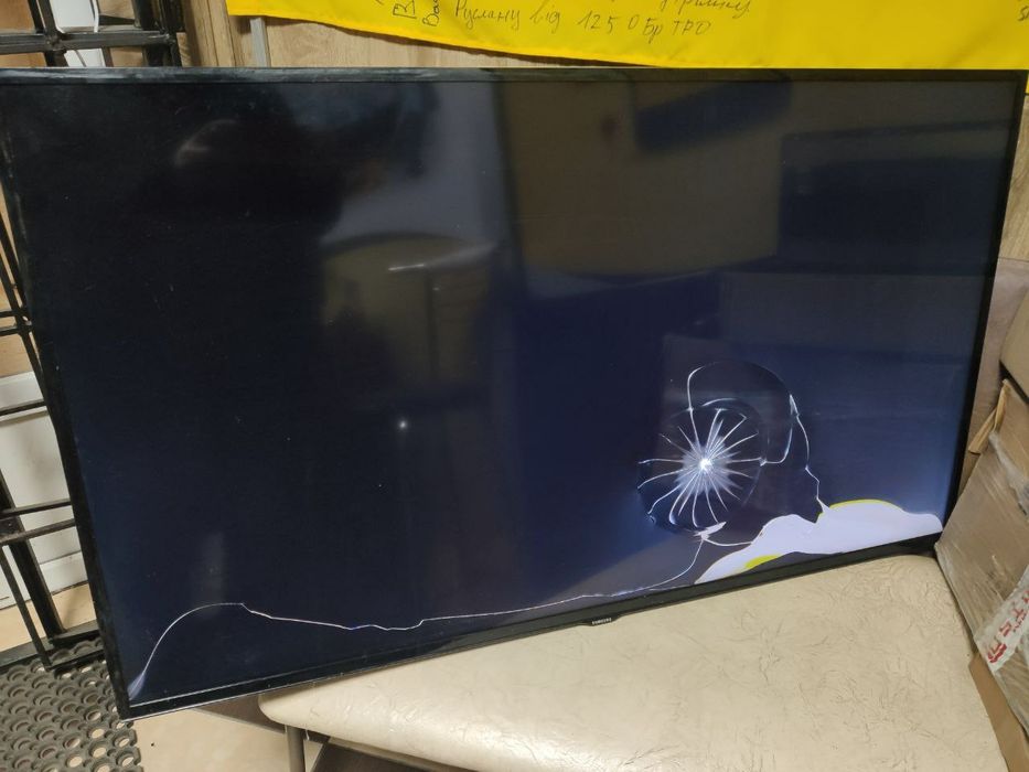 Телевизор Samsung UE48H4200AKна запчасти или по частям BN41-02217