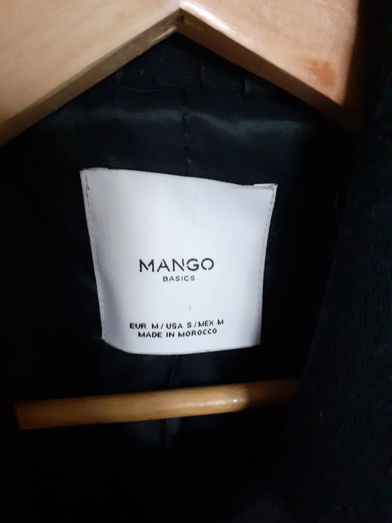 Wełniany płaszcz mango