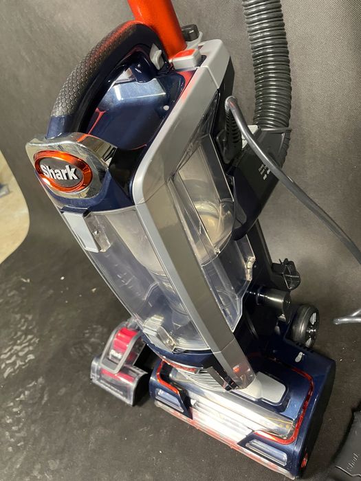 Odkurzacz bezworkowy Shark NZ801EU