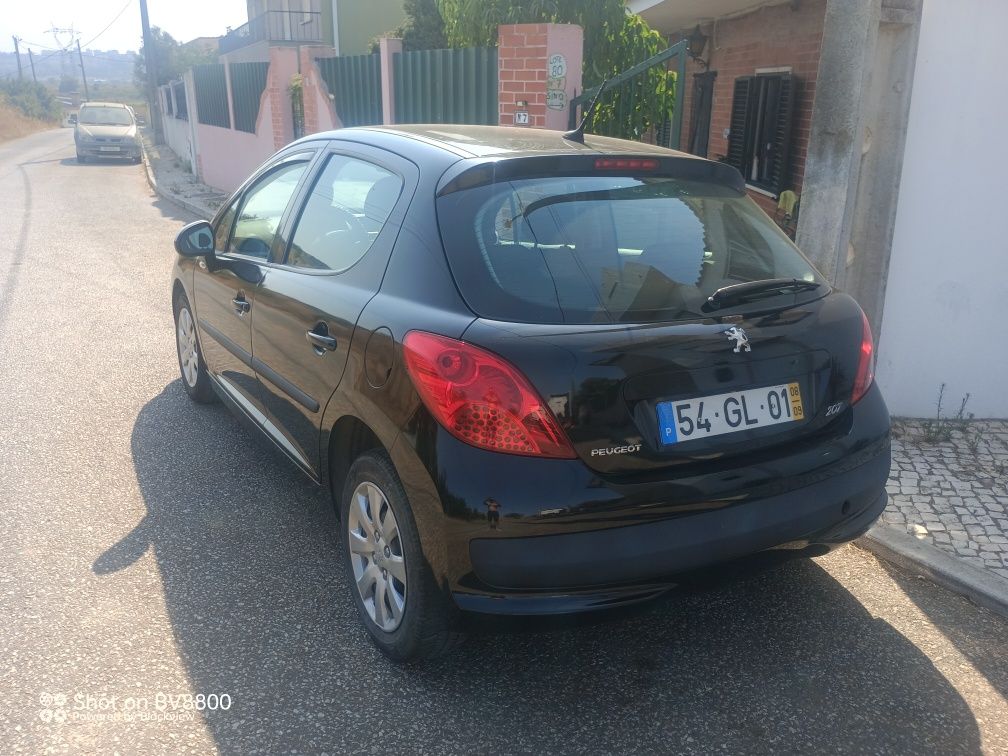 Peugeot 207 1,4 gasolina