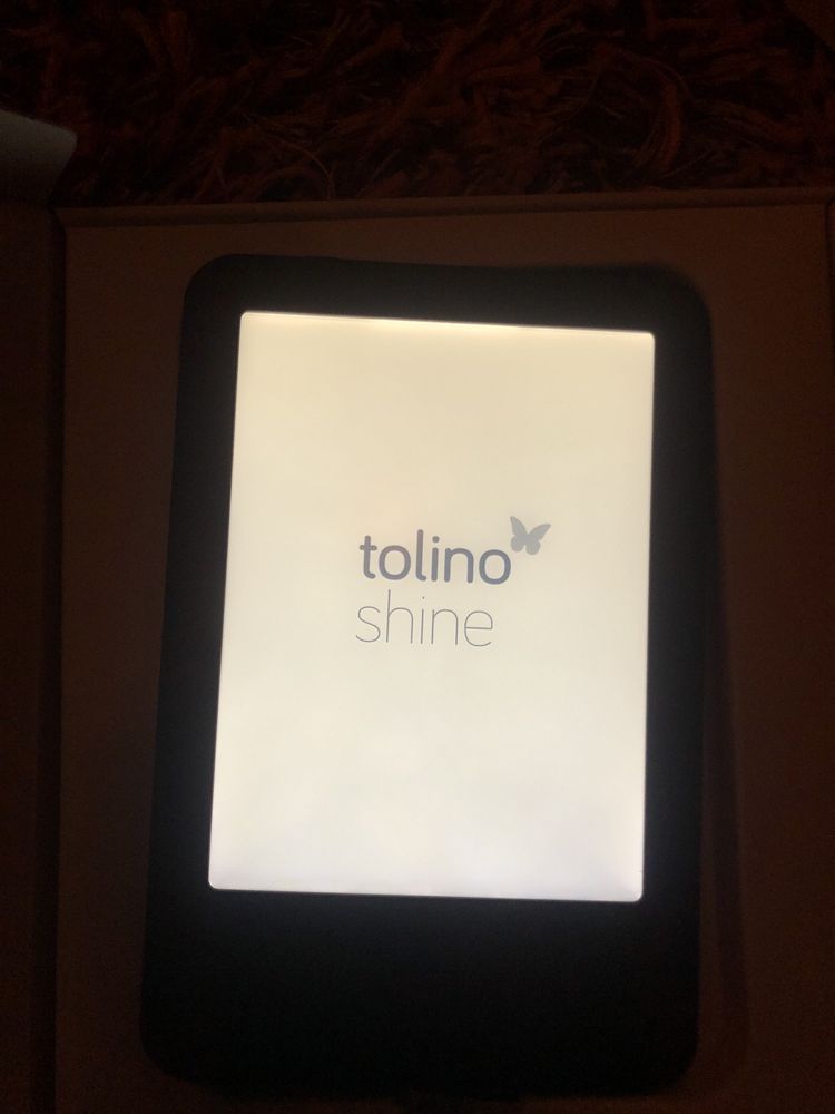 Czytnik ebooków  - tolino shine