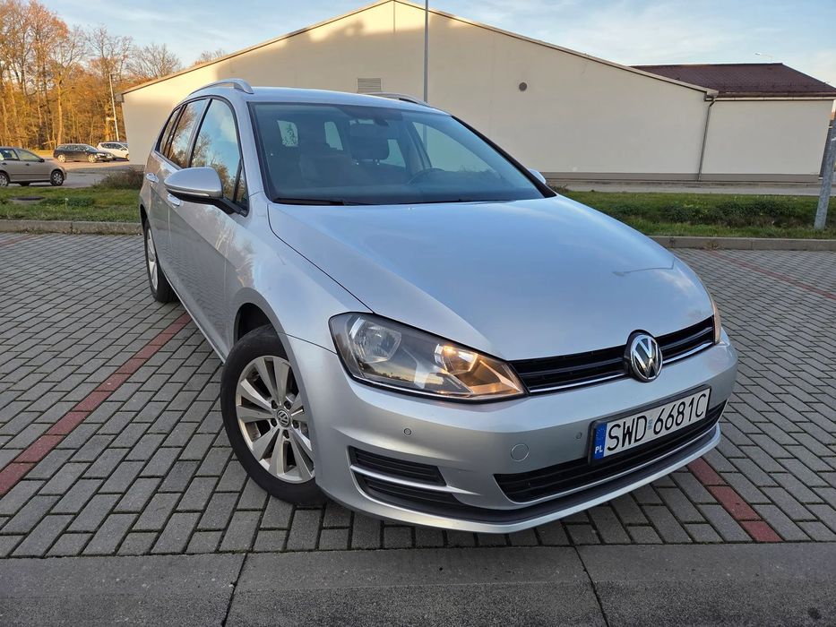 Volkswagen Golf Bezwypadkowy, Serwisowany, 1,4 TSI 140 koni, 6-biegów, Hak,