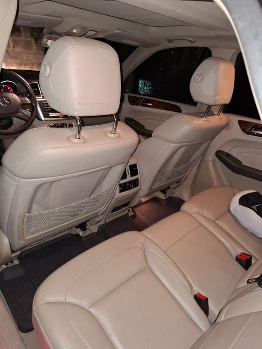 Автомобіль ML350