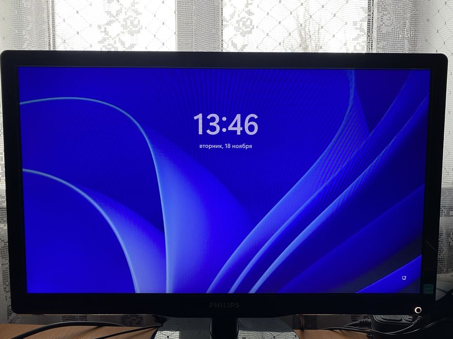 Монітор PHILIPS 226V4L оригінальний