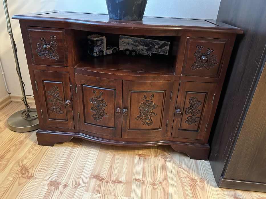 Orientalna szafka RTV