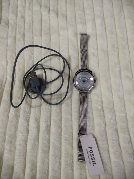 Розумний годинник fossil