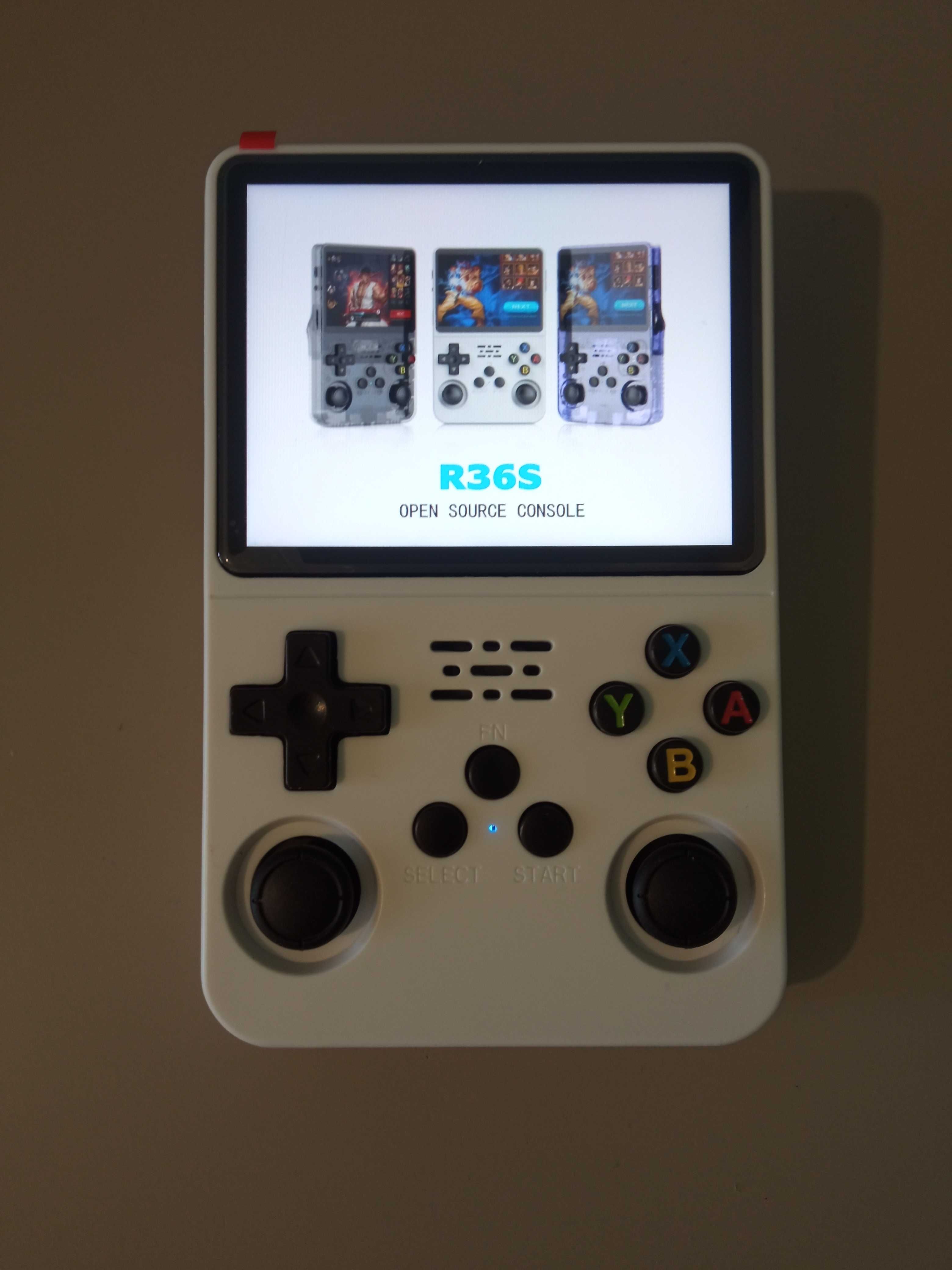 Retro konsola R36S RockChip RK3326 4 x 1,5GHz RAM 1GB