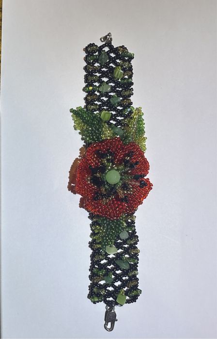 Продаю шикарный набор ручной работы с натуральных камней