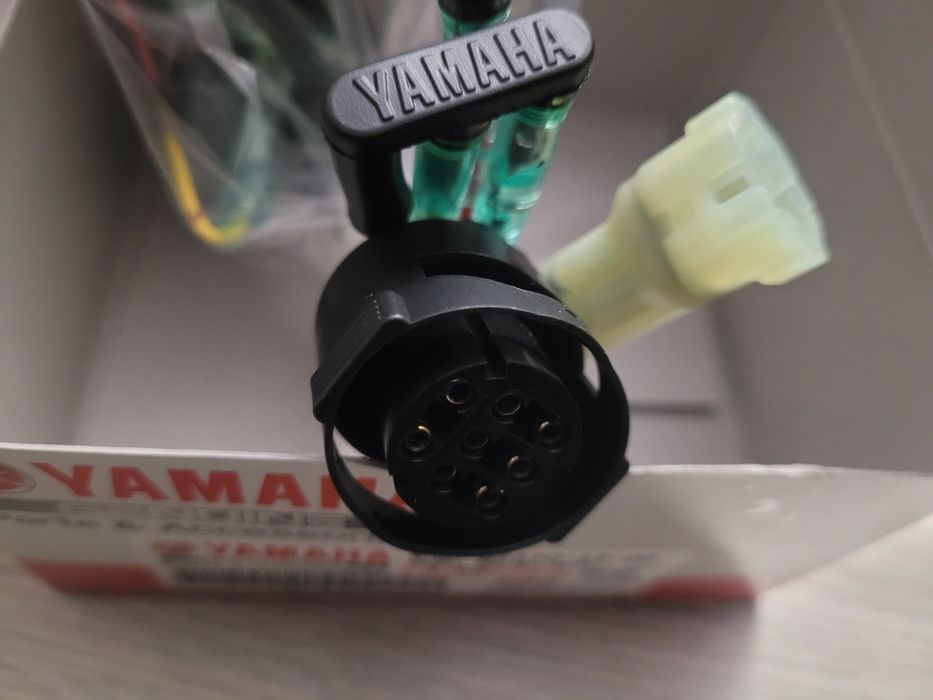 Yamaha Manetka boczna wpuszczana