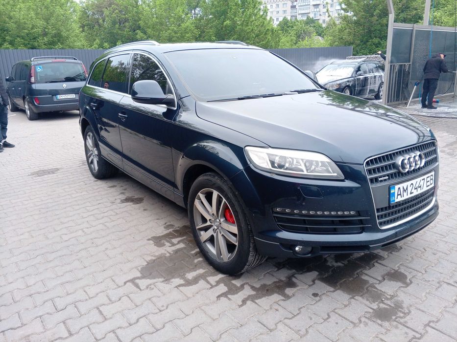 Авто audi q7 продажа