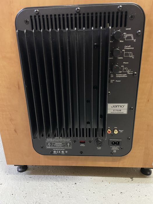Jamo E7 SUB ……….