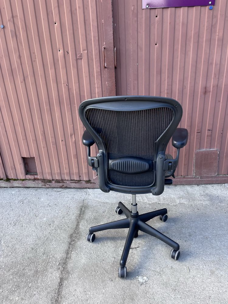 Wyprzedaż Fotel biurowy Herman Miller Aeron