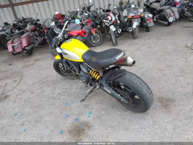 Ducati Scrambler 800 2015