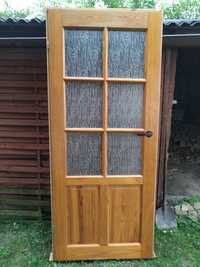 Drzwi drewniane z futryną od sypialni