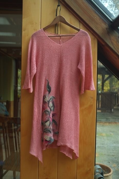 ekskluzywna różowa sukienka tunika artystyczna handmade aplikacja