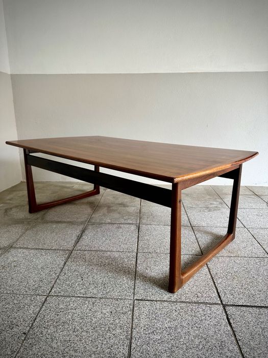 Mesa grande de centro Mid Century