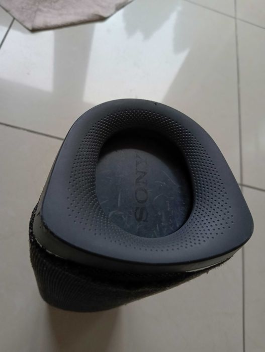 Głośnik bluetooth Sony xb43 (stan dostateczny)