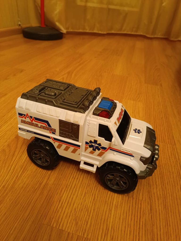 Машина Ambulance