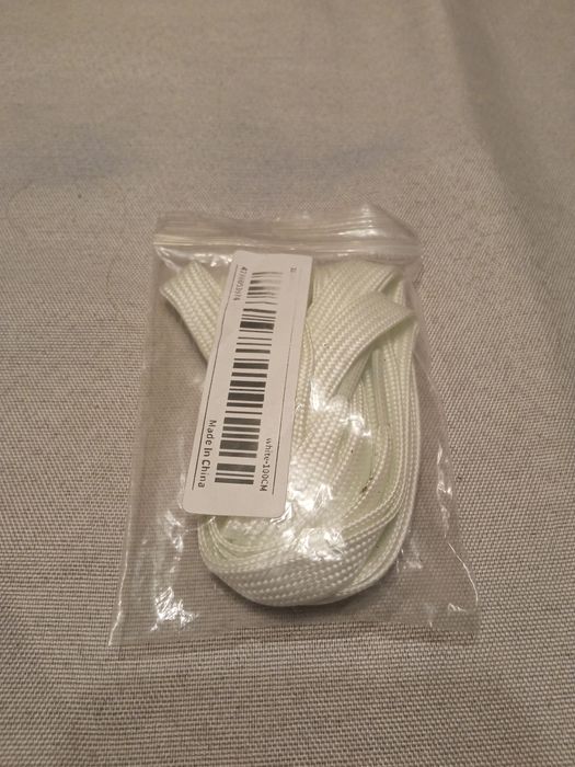 Sznurówki świecące w ciemności białe 100cm
