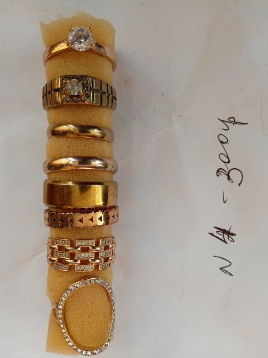 кольца Бижутерия под золото