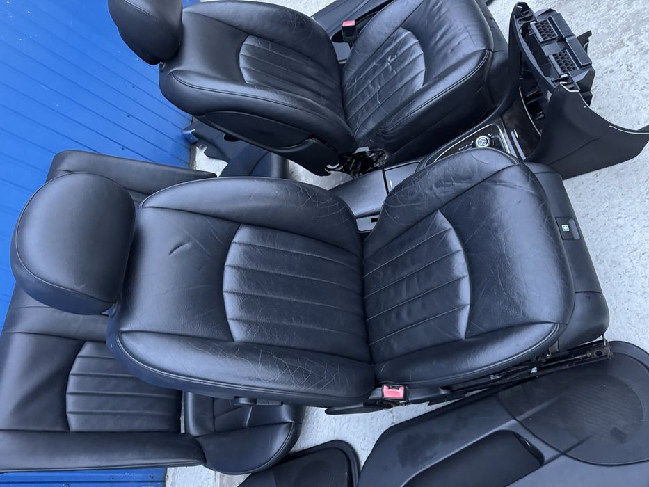 Сидіння Mercedes W219 CLS