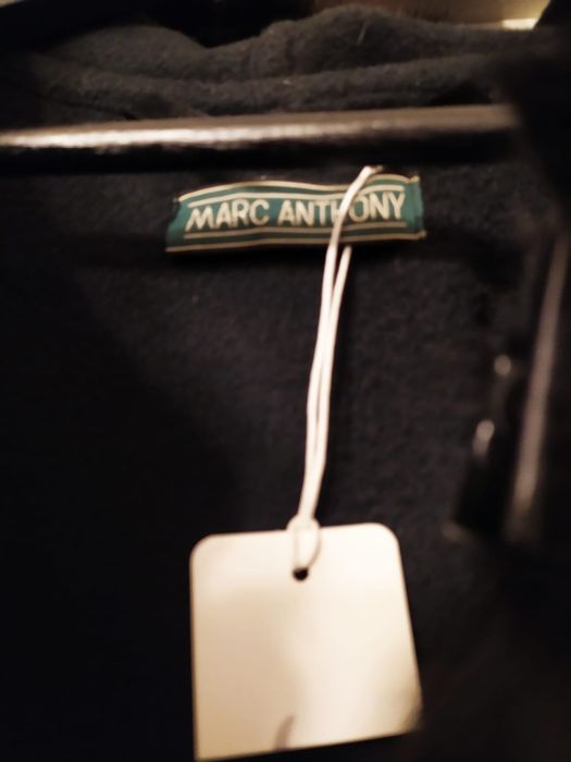 Nowe czarne duże damskie ponczo z kapturem