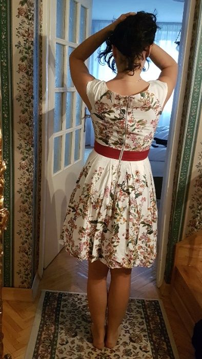 Sukienka w kwiaty Orsay na lato na wesele rozmiar 34 XS