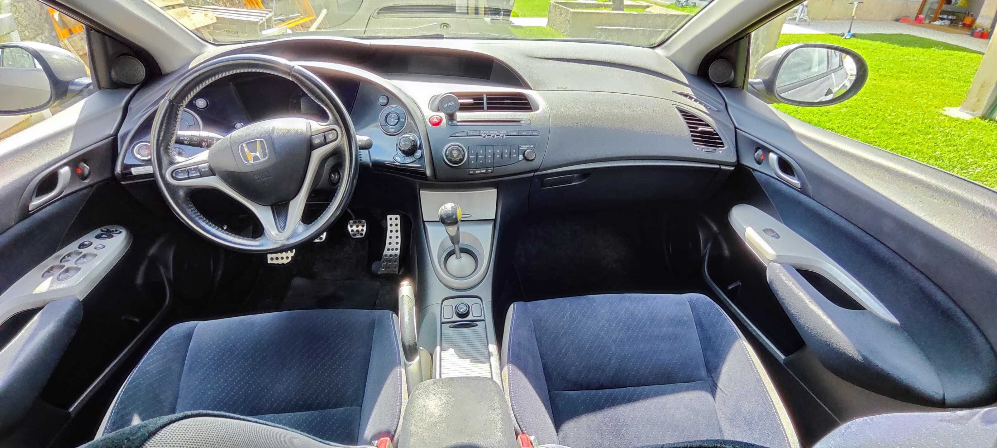 Honda Civic VIII Hatchback 5DR Comfort 1.4i 83 cv