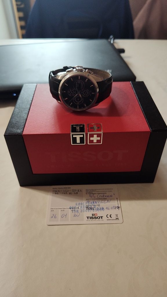 Чоловічий годинник Tissot Couturier T035.627.16.051.00