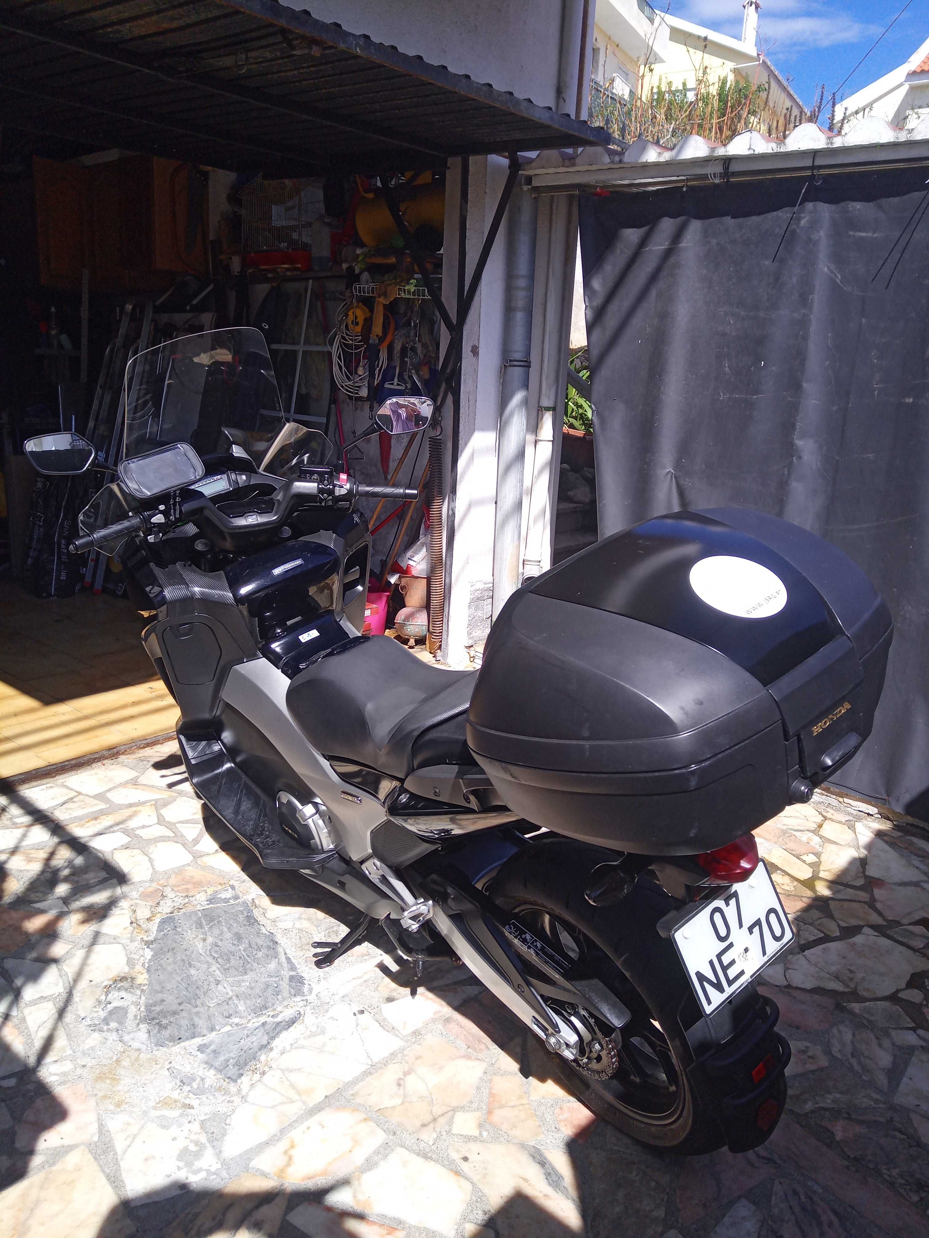 HONDA INTEGRA 700 TROCO XMAX400CC ou 500CC