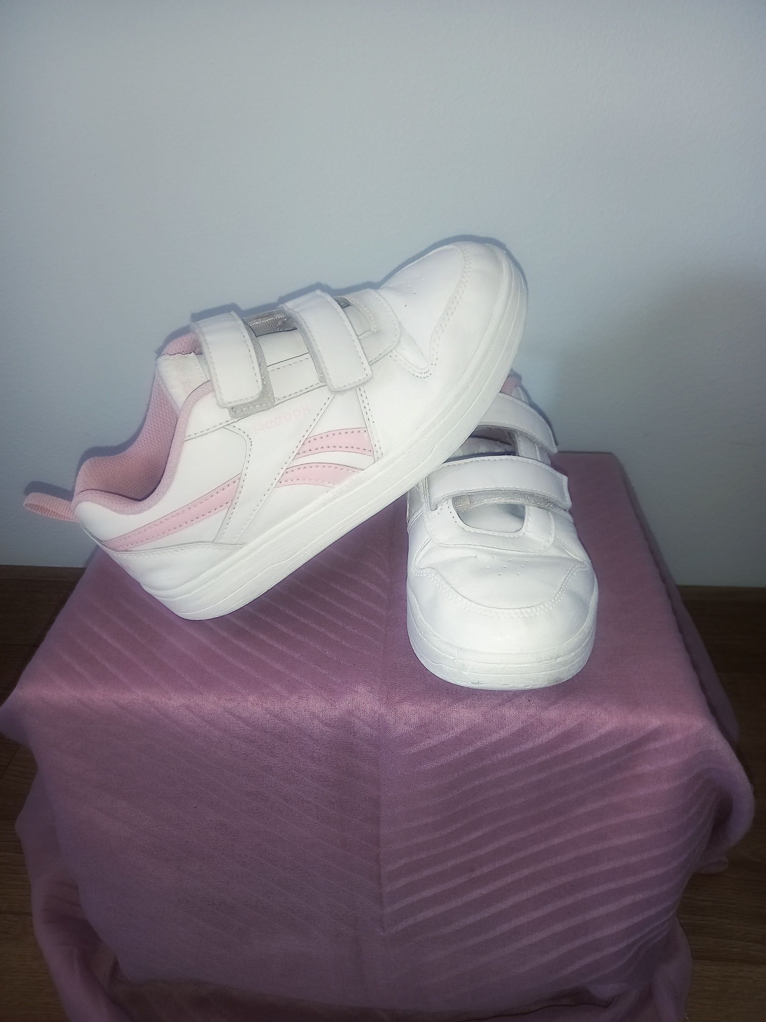 33 buty sportowe Reebok