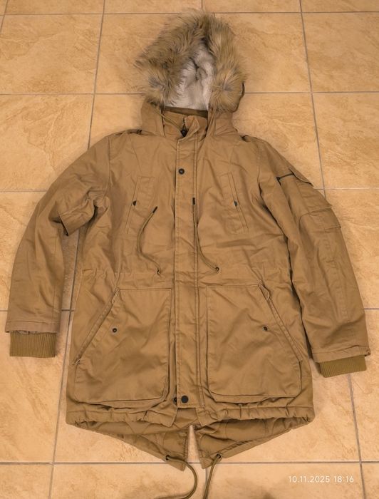 Kurtki używane, różne rozmiary.