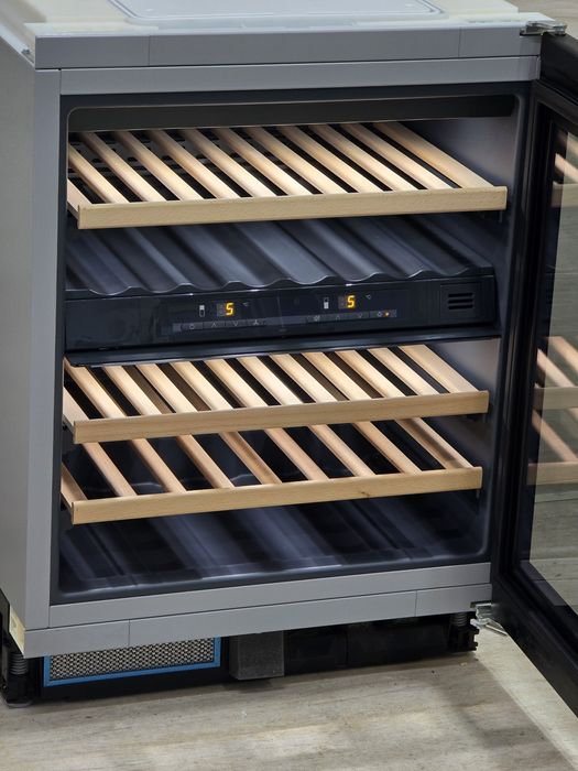 Топ винна шафа Мілє KWT6321 Як нова Під стільницю 2024р