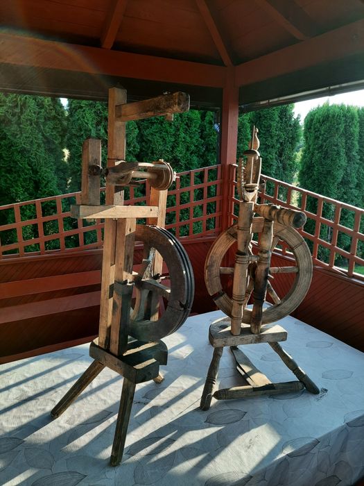 Wrzeciona i kołowrotki do przedzenia wełny 2 sztuki