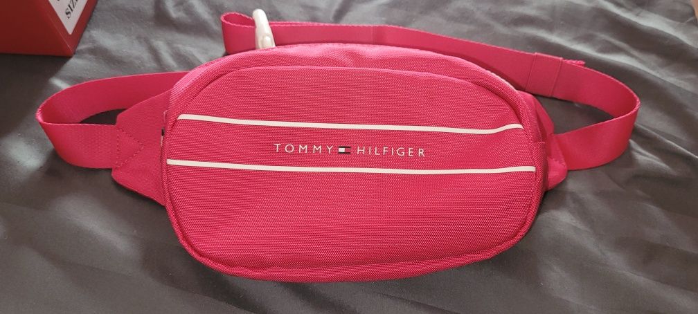 Сумка Tommy Hilfiger