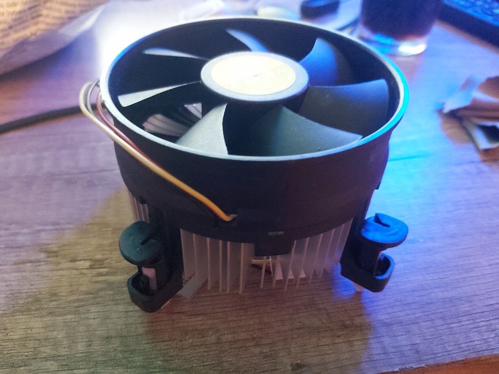 Chłodzenie procesora (cooler)- idealny stan