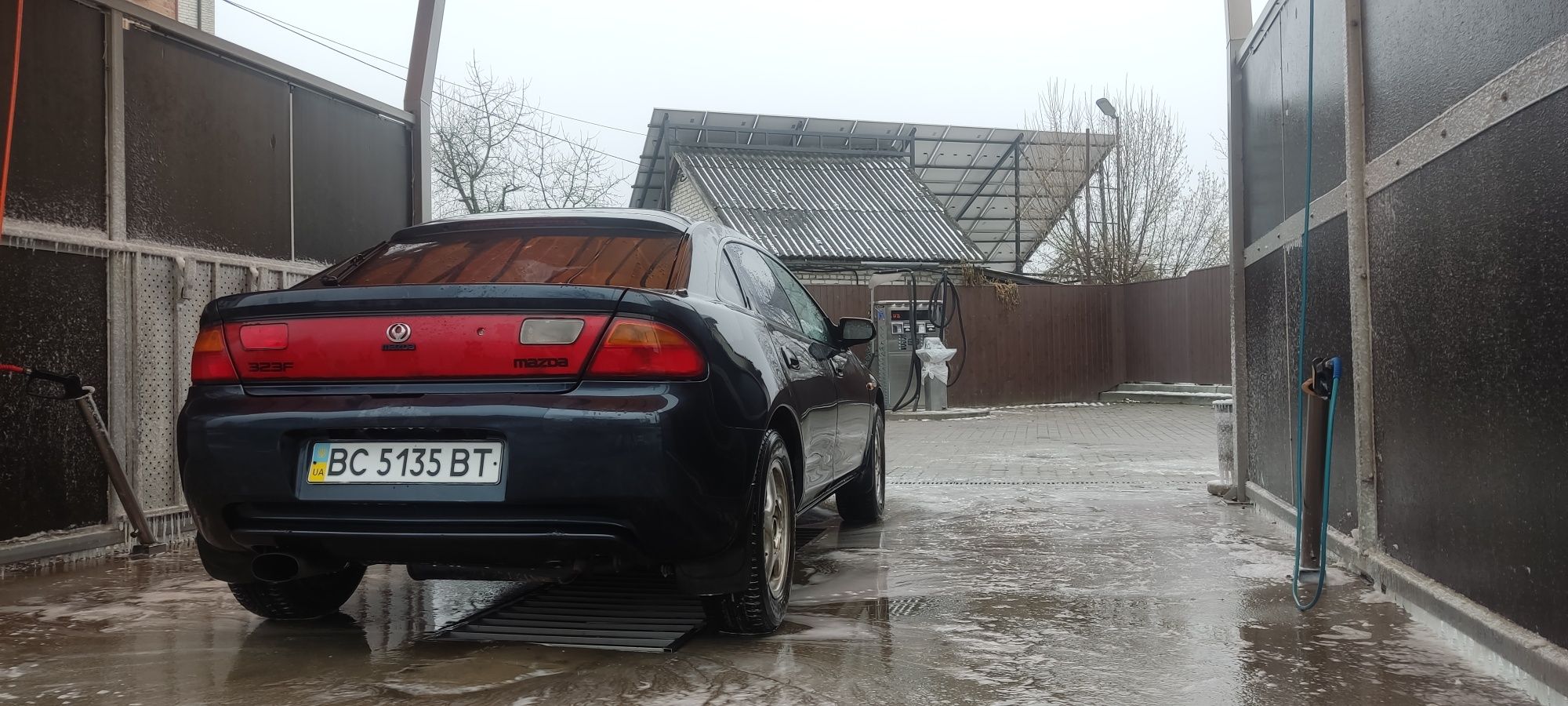 Продам mazda 323 ba