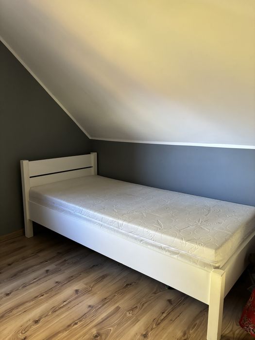 Sprzedam łóżko 90x200