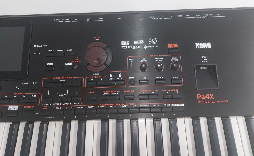 KORG pa4Xpro  arranager 76