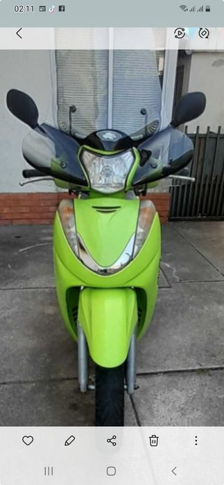 Scooter 300c.c Honda e Piaggio + Honda CB 500c.c de 2000 Porto GDM