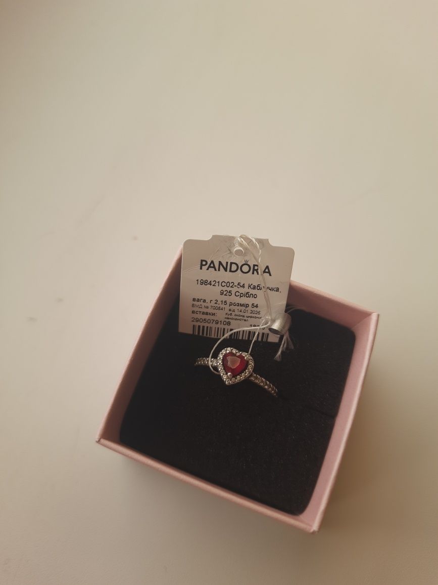 Каблучка PANDORA 17,2 ОРИГІНАЛ!!!червоне серце
